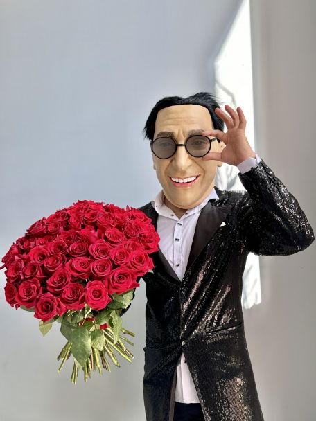 Поздравление в костюме звезды